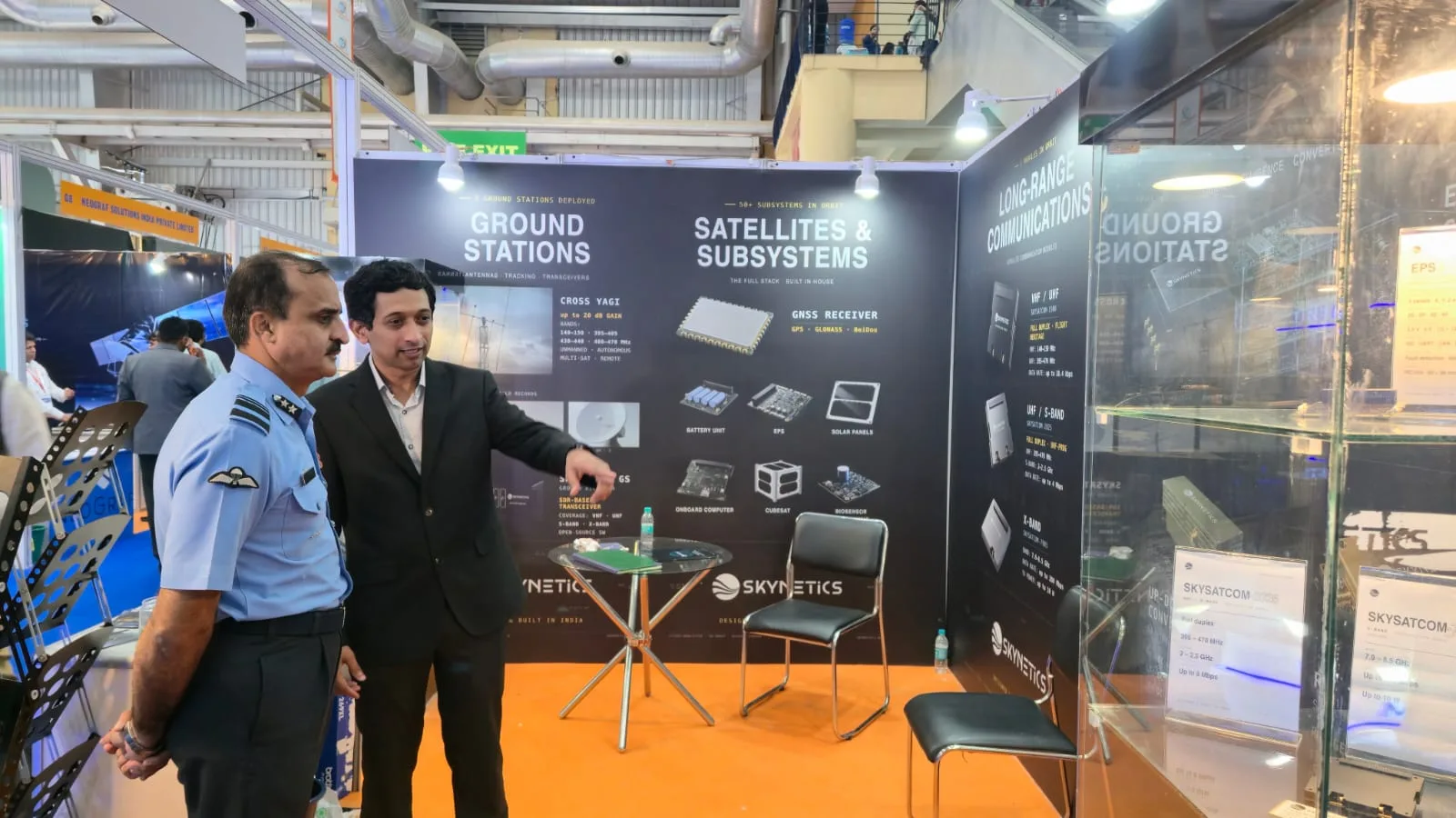Air Vice Marshal Manu Midha being shown Skynetics resilient-communications hardware